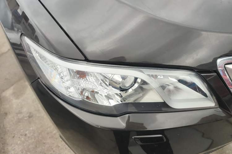 Used Acura RDX 2013 3.0L Two-Wheel Drive Elite Edition Right Front Headlight