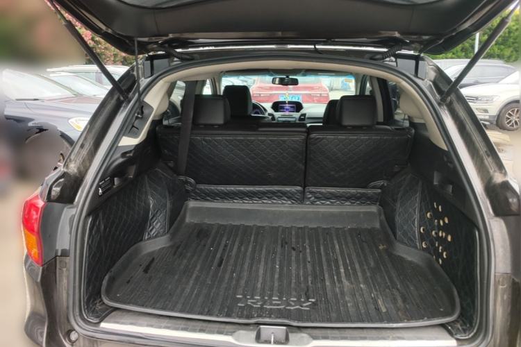Used Acura RDX 2013 3.0L Two-Wheel Drive Elite Edition Trunk