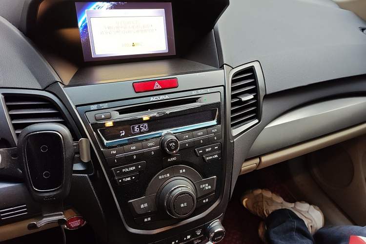 Used Acura RDX 2013 3.0L Two-Wheel Drive Elite Edition Audio And AC Panel