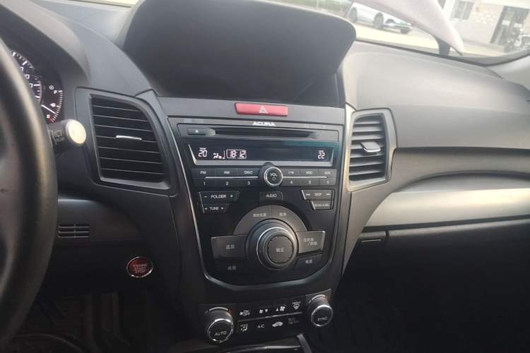 Used Acura RDX 2013 3.0L Two-Wheel Drive Elite Edition Audio And AC Panel