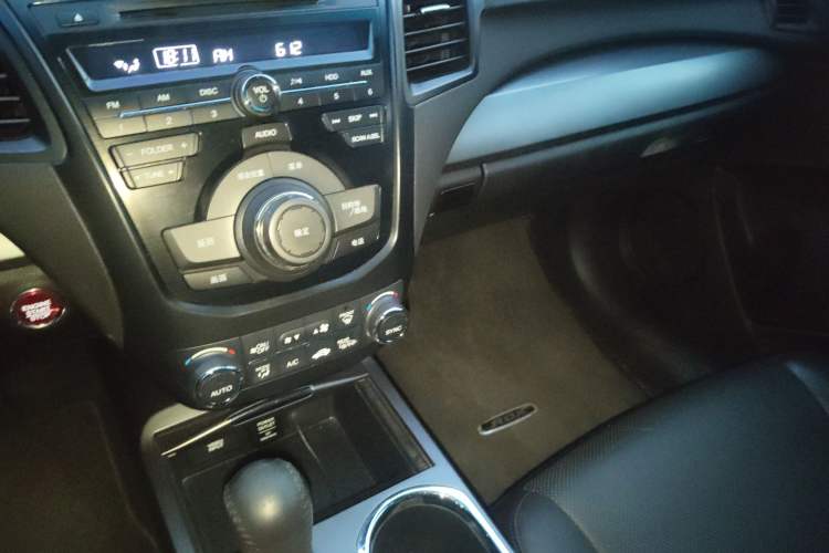 Used Acura RDX 2013 3.0L Two-Wheel Drive Elite Edition Audio And AC Panel