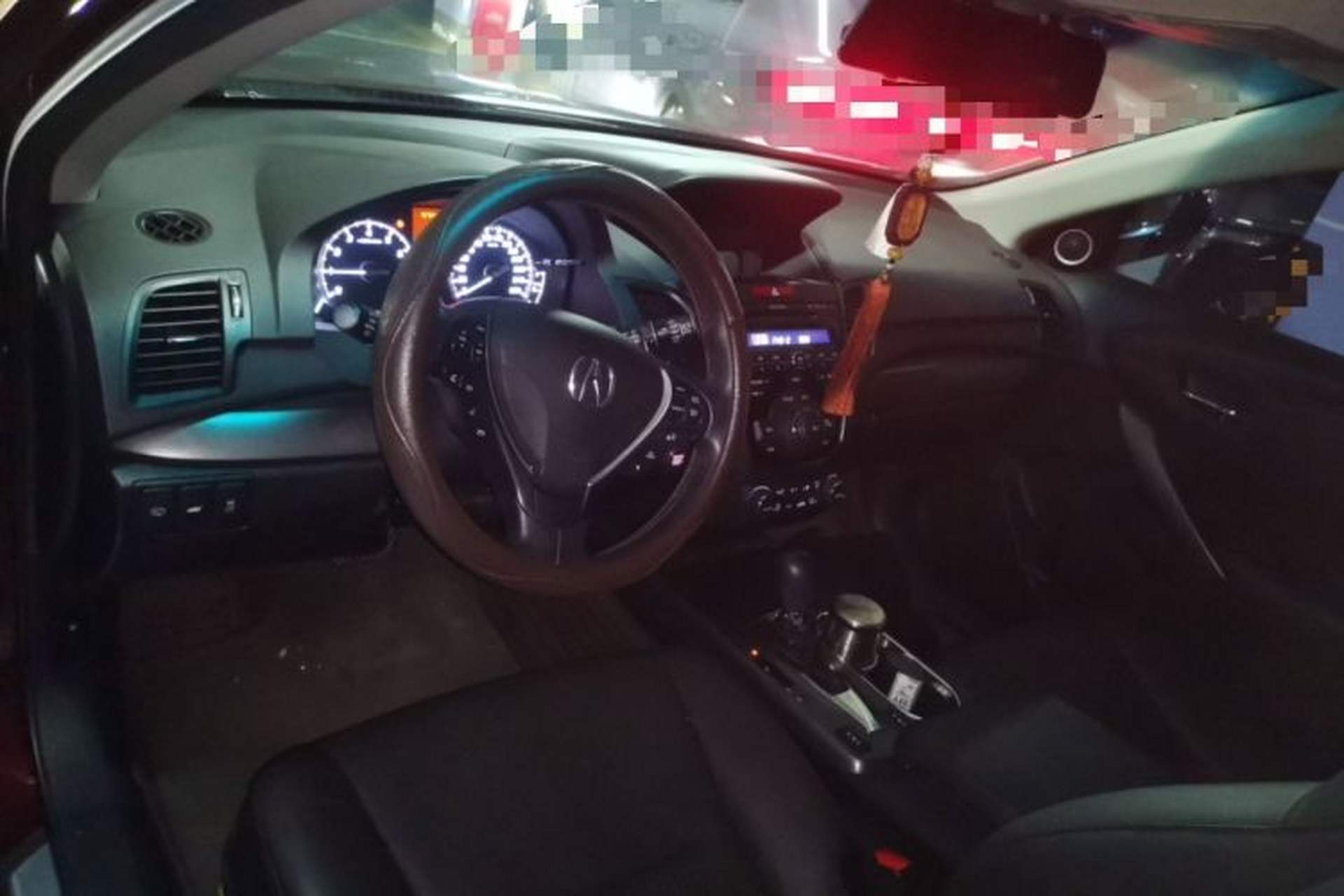 Used Acura RDX 2013 3.0L Two-Wheel Drive Elite Edition Center Console