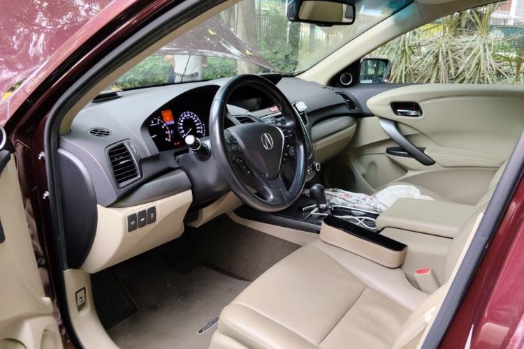 Used Acura RDX 2013 3.0L Two-Wheel Drive Elite Edition Driver Seat