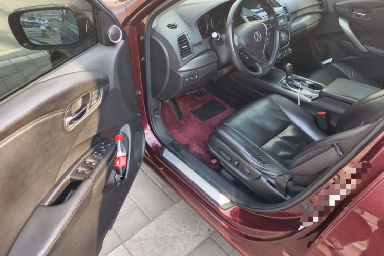 Used Acura RDX 2013 3.0L Two-Wheel Drive Elite Edition Driver Seat