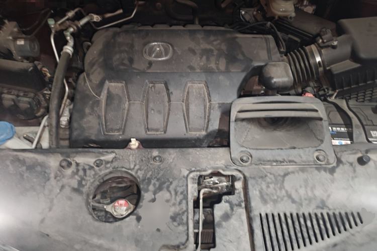 Used Acura RDX 2013 3.0L Two-Wheel Drive Elite Edition Engine Bay