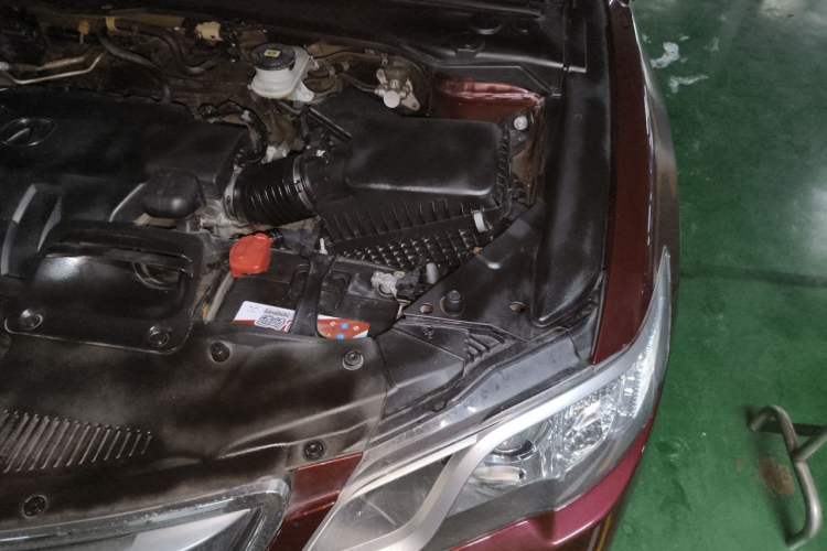Used Acura RDX 2013 3.0L Two-Wheel Drive Elite Edition Engine Bay Left
