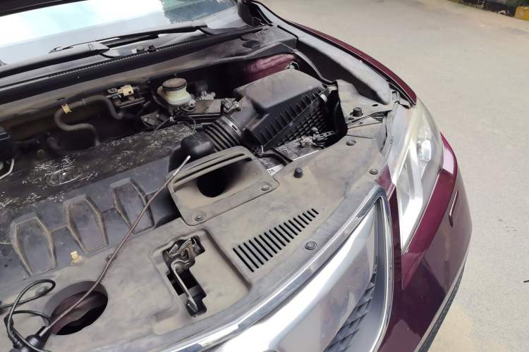 Used Acura RDX 2013 3.0L Two-Wheel Drive Elite Edition Engine Bay Left