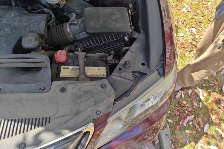 Used Acura RDX 2013 3.0L Two-Wheel Drive Elite Edition Engine Bay Left
