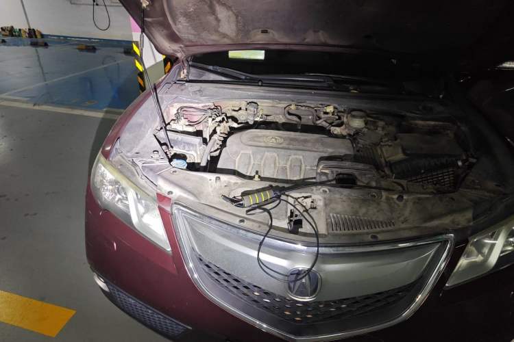 Used Acura RDX 2013 3.5L Four-Wheel Drive Luxury Edition Engine Bay Right