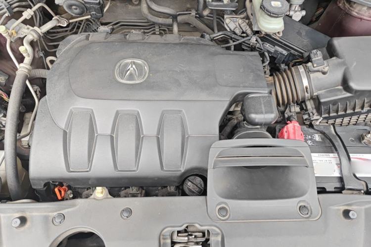 Used Acura RDX 2013 3.0L Two-Wheel Drive Elite Edition Engine Bay
