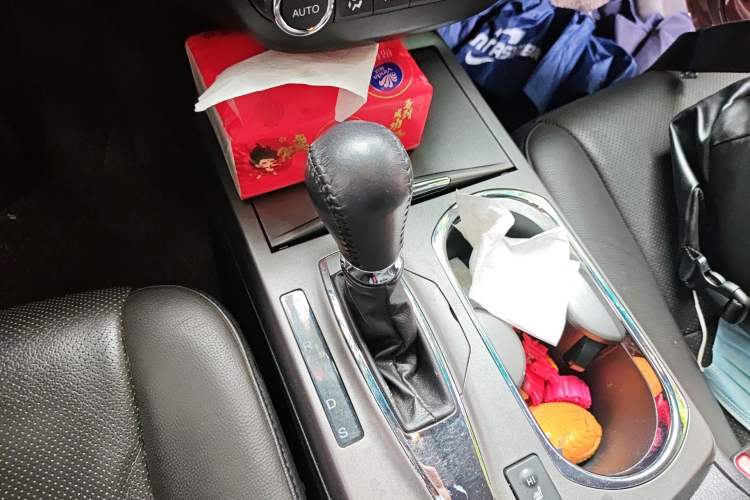 Used Acura RDX 2013 3.0L Two-Wheel Drive Elite Edition Gear Lever