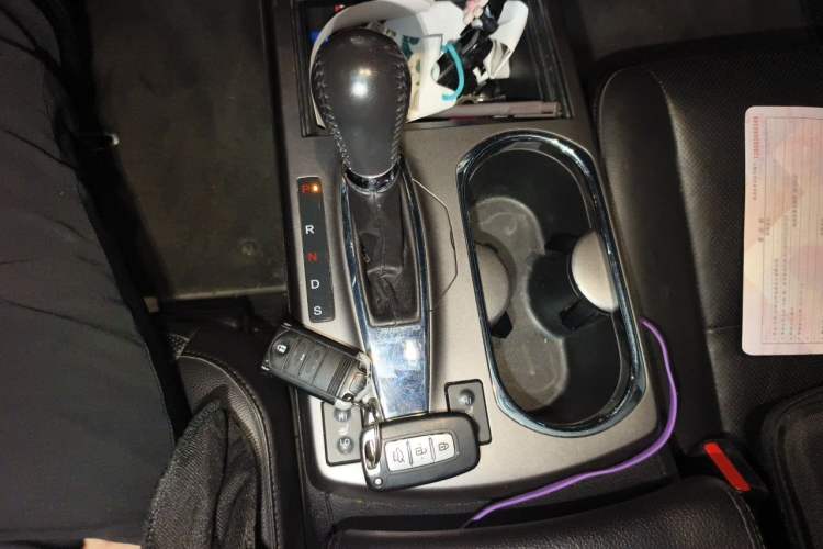 Used Acura RDX 2013 3.0L Two-Wheel Drive Elite Edition Gear Lever