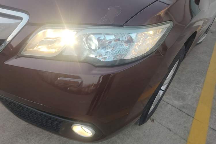Used Acura RDX 2013 3.0L Two-Wheel Drive Elite Edition Left Front Headlight
