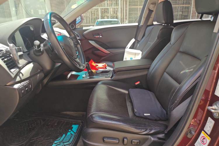 Used Acura RDX 2013 3.0L Two-Wheel Drive Elite Edition Left Front Seat