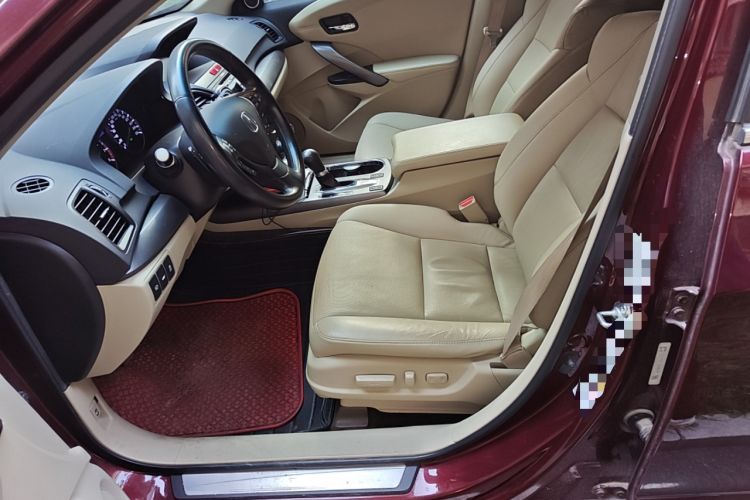 Used Acura RDX 2013 3.0L Two-Wheel Drive Elite Edition Left Front Seat