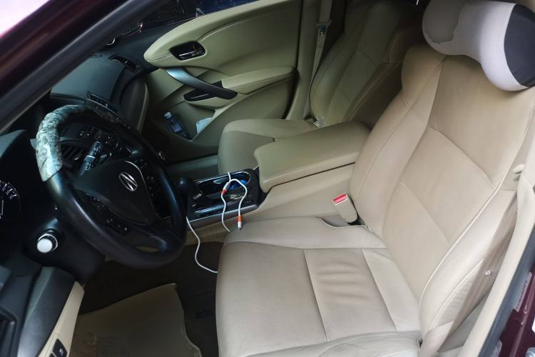 Used Acura RDX 2013 3.5L Four-Wheel Drive Luxury Edition Left Front Seat