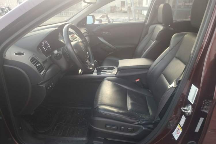 Used Acura RDX 2013 3.0L Two-Wheel Drive Elite Edition Left Front Seat