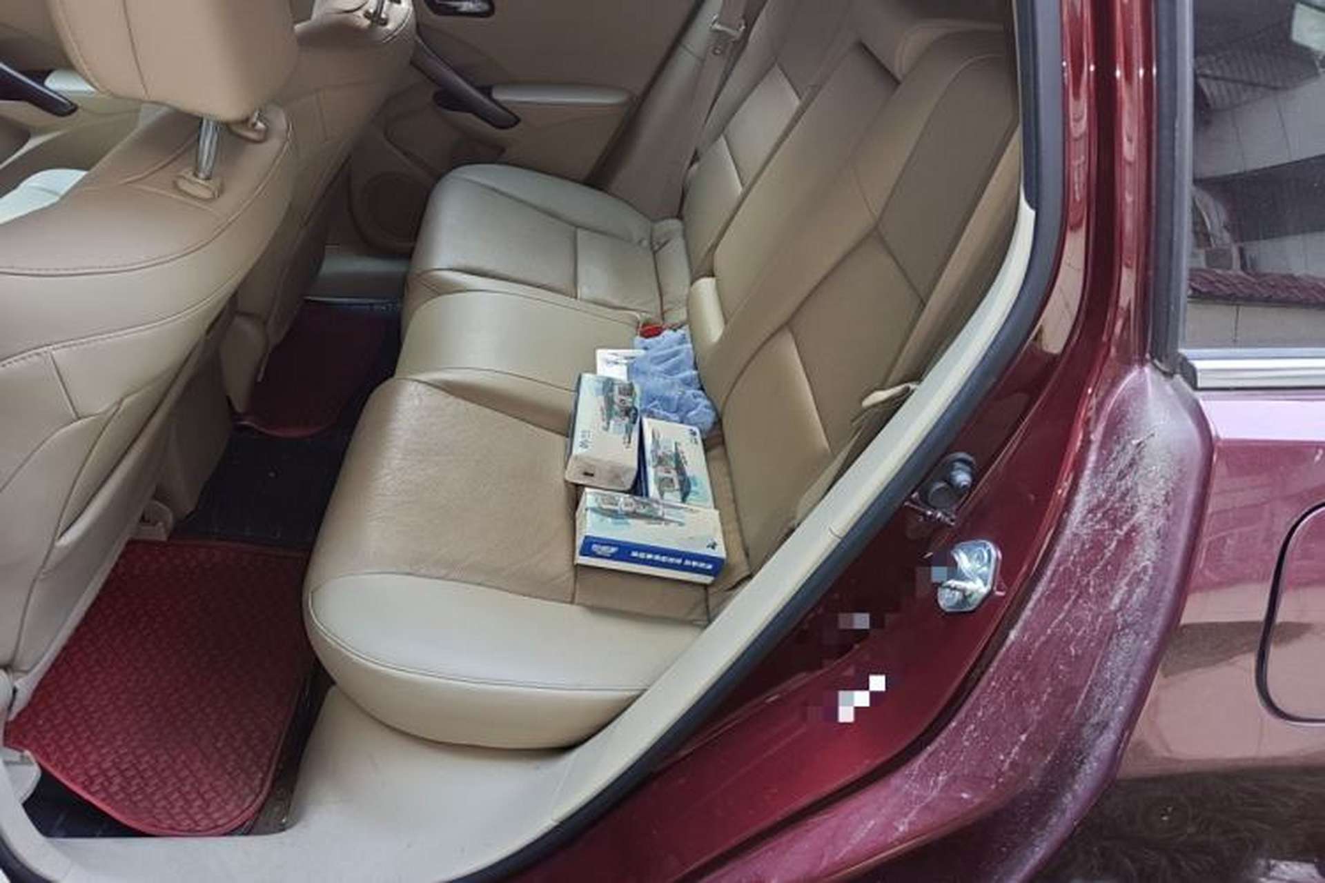 Used Acura RDX 2013 3.0L Two-Wheel Drive Elite Edition Left Rear Seat