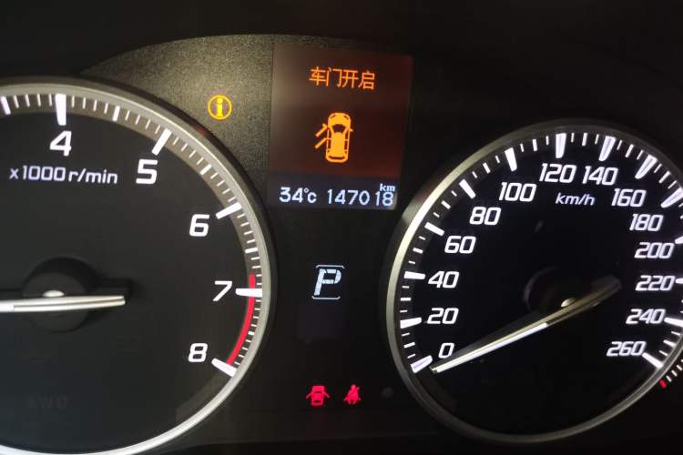 Used Acura RDX 2013 3.5L Four-Wheel Drive Luxury Edition Odometer Close Up