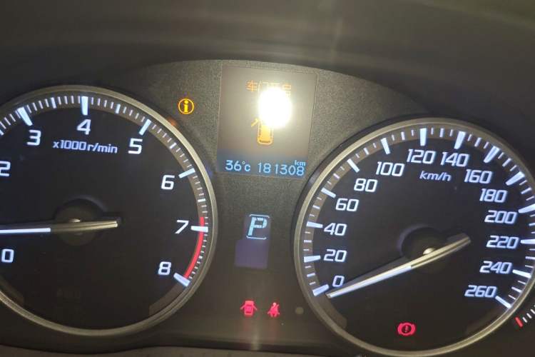 Used Acura RDX 2013 3.0L Two-Wheel Drive Elite Edition Odometer Close Up