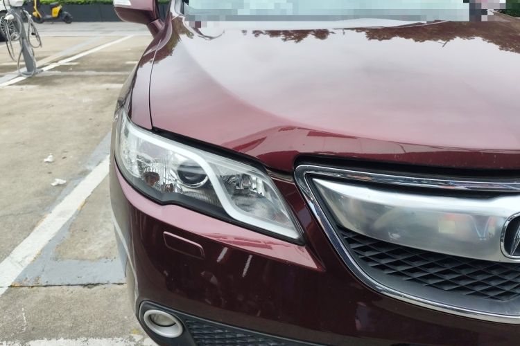 Used Acura RDX 2013 3.5L Four-Wheel Drive Luxury Edition Right Front Headlight