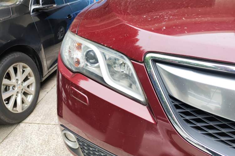 Used Acura RDX 2013 3.0L Two-Wheel Drive Elite Edition Right Front Headlight