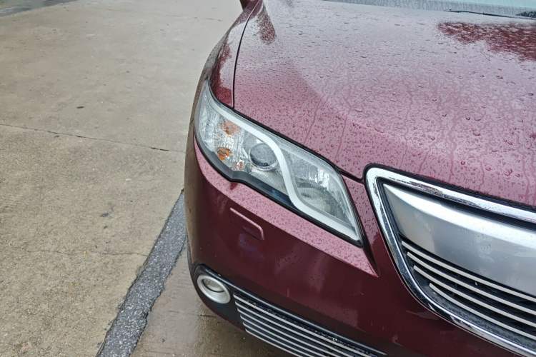 Used Acura RDX 2013 3.0L Two-Wheel Drive Elite Edition Right Front Headlight