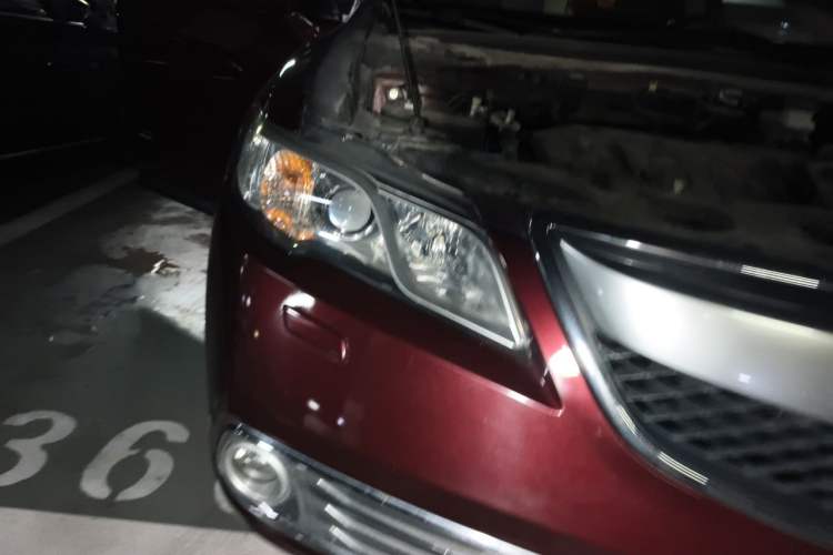 Used Acura RDX 2013 3.0L Two-Wheel Drive Elite Edition Right Front Headlight
