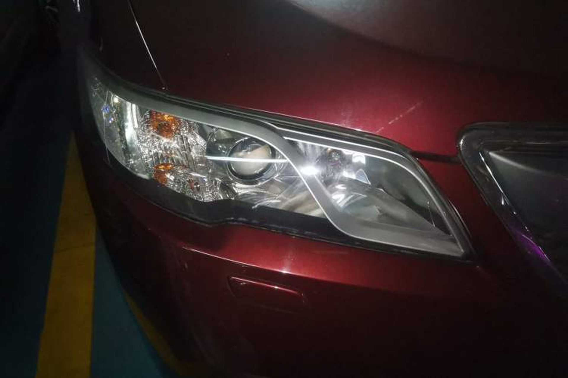 Used Acura RDX 2013 3.0L Two-Wheel Drive Elite Edition Right Front Headlight