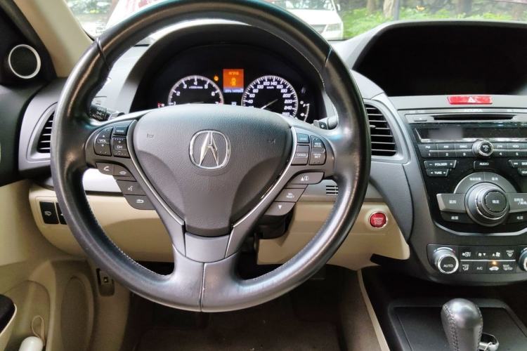 Used Acura RDX 2013 3.0L Two-Wheel Drive Elite Edition Steering Wheel