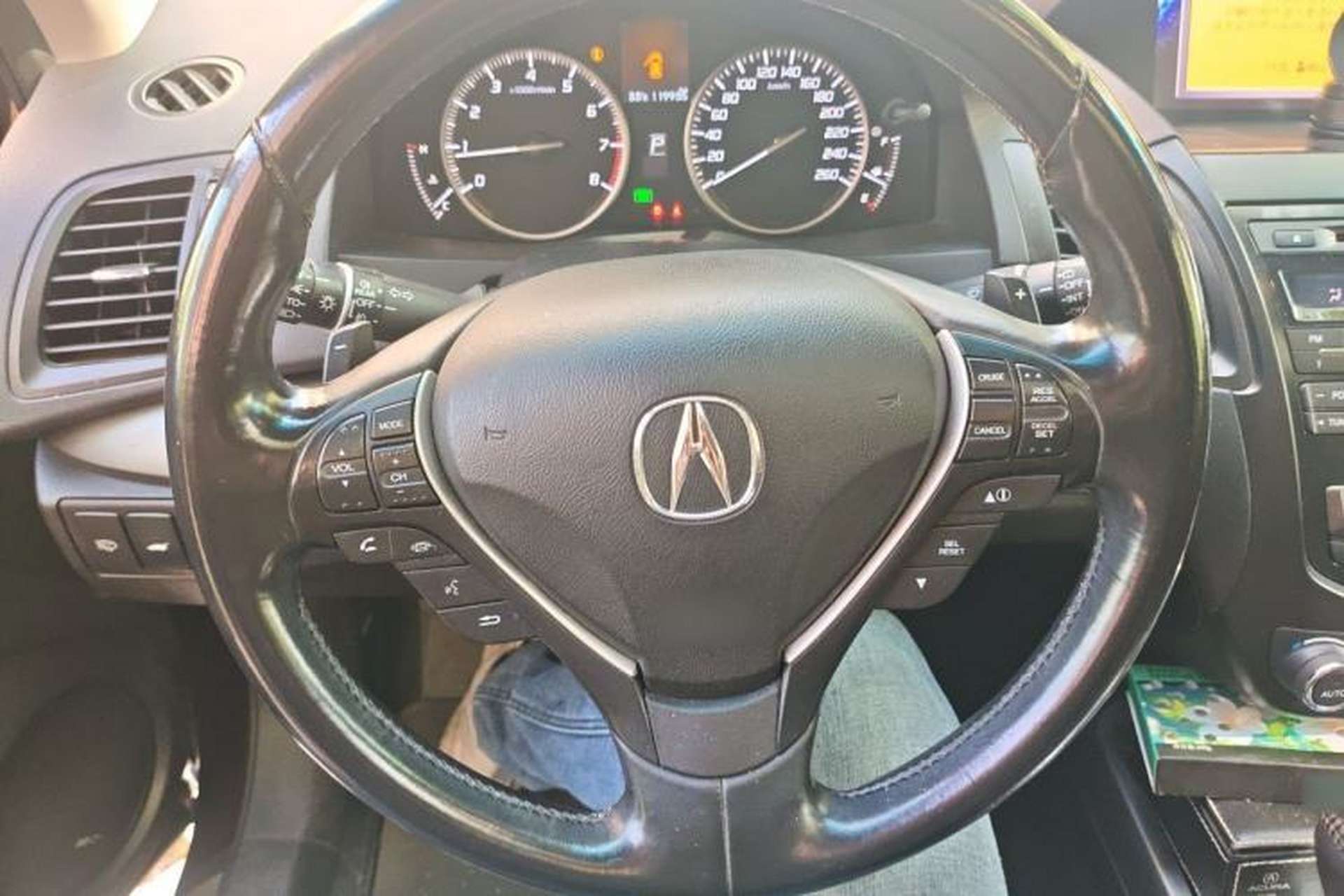Used Acura RDX 2013 3.0L Two-Wheel Drive Elite Edition Steering Wheel