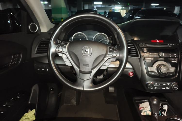 Used Acura RDX 2013 3.0L Two-Wheel Drive Elite Edition Steering Wheel