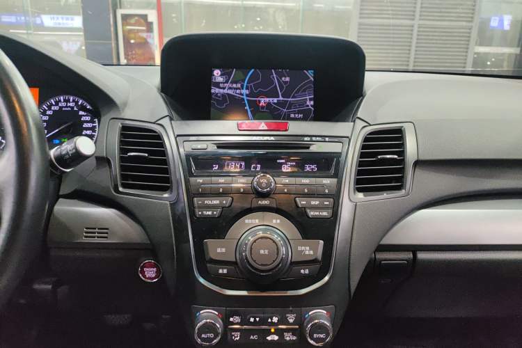 Used Acura RDX 2013 3.0L Two-Wheel Drive Elite Edition Audio And AC Panel