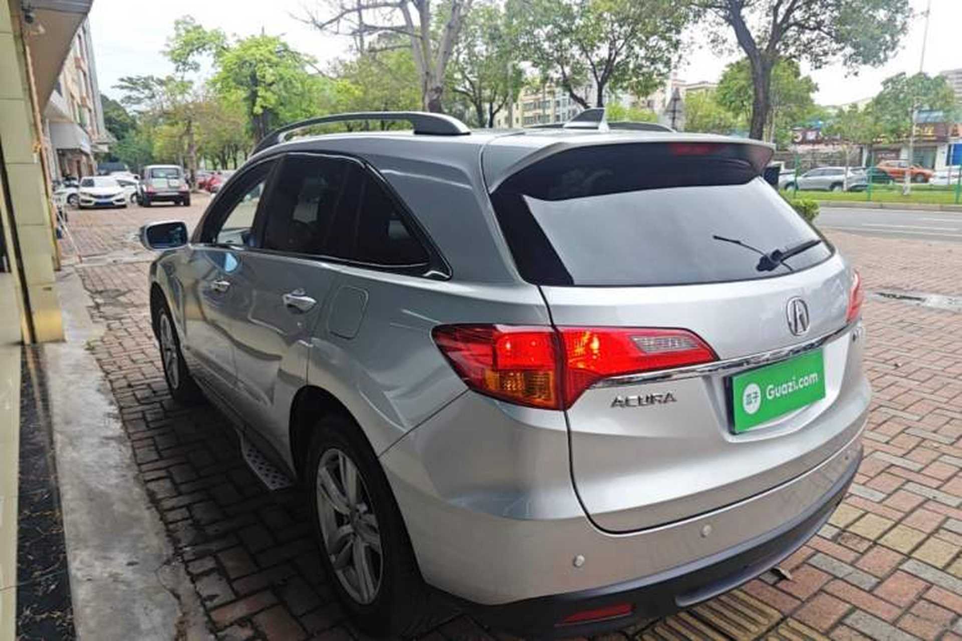 Used Acura RDX 2013 3.0L Two-Wheel Drive Elite Edition Exterior 2