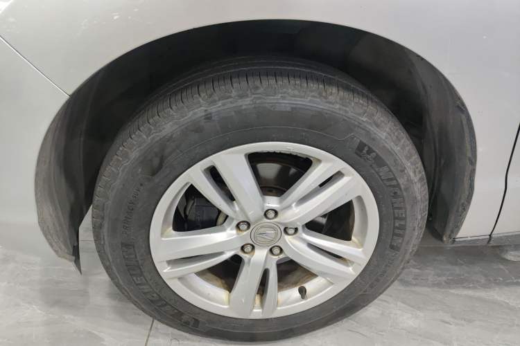 Used Acura RDX 2013 3.0L Two-Wheel Drive Elite Edition Exterior 3