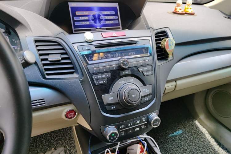 Used Acura RDX 2013 3.0L Two-Wheel Drive Elite Edition Audio And AC Panel
