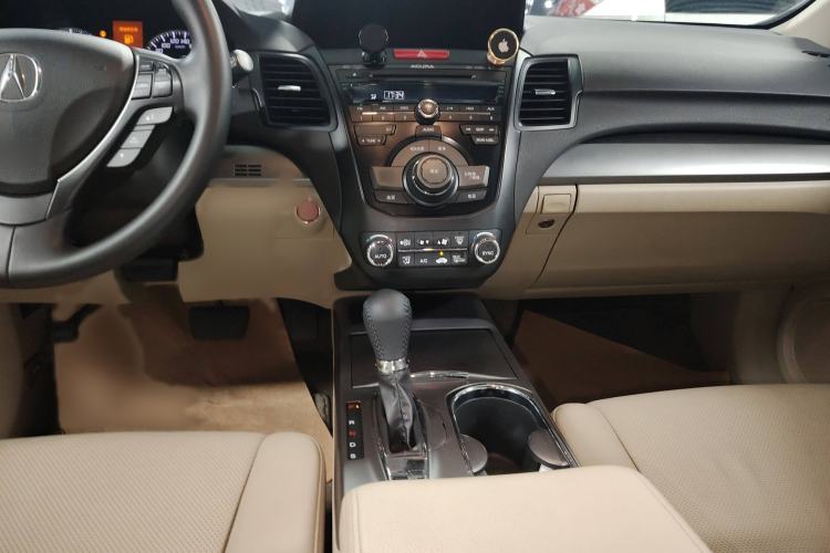 Used Acura RDX 2013 3.0L Two-Wheel Drive Elite Edition Audio And AC Panel