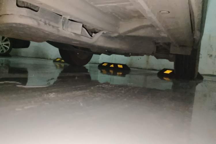 Used Acura RDX 2013 3.0L Two-Wheel Drive Elite Edition Chassis Front Left