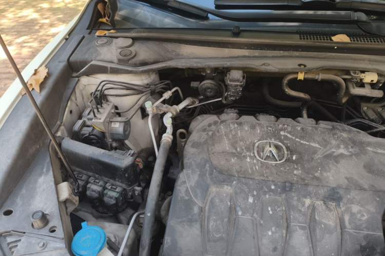 Used Acura RDX 2013 3.0L Two-Wheel Drive Elite Edition Engine Bay Right