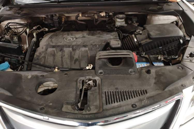 Used Acura RDX 2013 3.0L Two-Wheel Drive Elite Edition Engine Bay