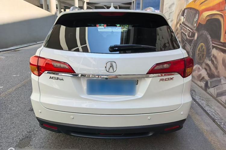 Used Acura RDX 2013 3.0L Two-Wheel Drive Elite Edition Exterior 3