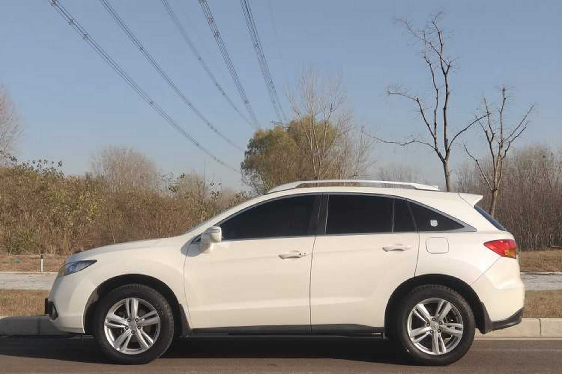 Used Acura RDX 2013 3.0L Two-Wheel Drive Elite Edition Exterior 5