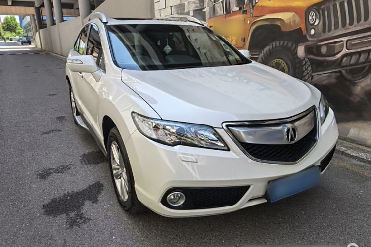 Used Acura RDX 2013 3.0L Two-Wheel Drive Elite Edition Exterior 5