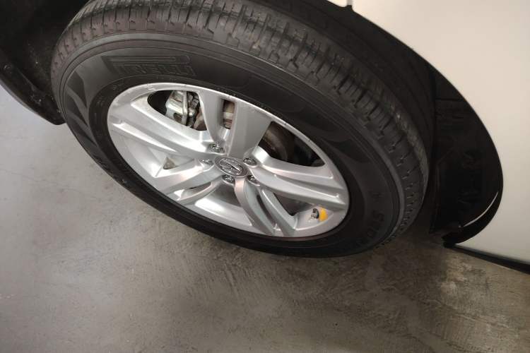 Used Acura RDX 2013 3.0L Two-Wheel Drive Elite Edition Exterior 8