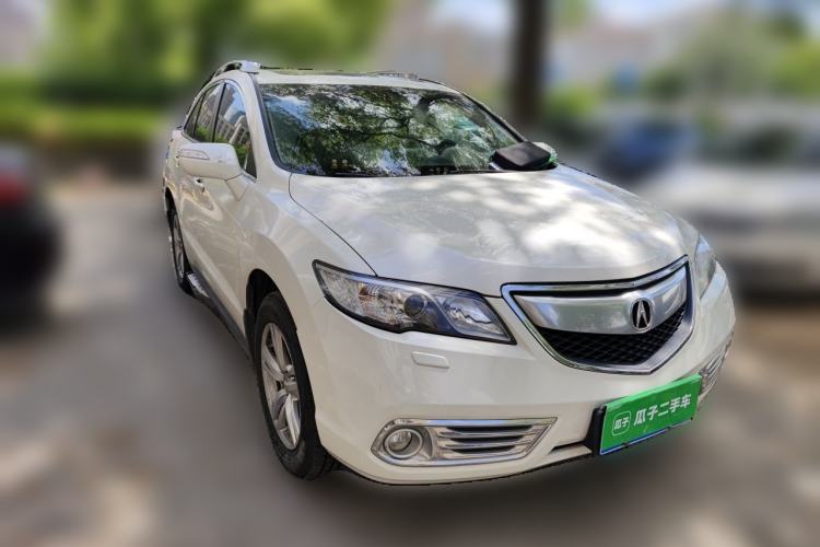 Used Acura RDX 2013 3.0L Two-Wheel Drive Elite Edition Front Right 45 Deg