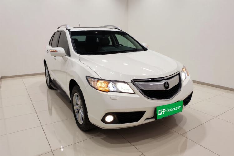 Used Acura RDX 2013 3.0L Two-Wheel Drive Elite Edition Front Right 45 Deg