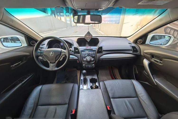 Used Acura RDX 2013 3.0L Two-Wheel Drive Elite Edition Interior 1