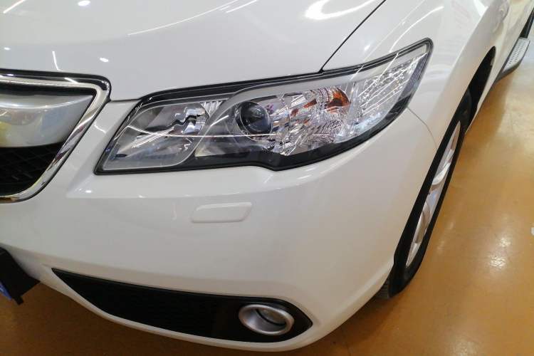 Used Acura RDX 2013 3.0L Two-Wheel Drive Elite Edition Left Front Headlight