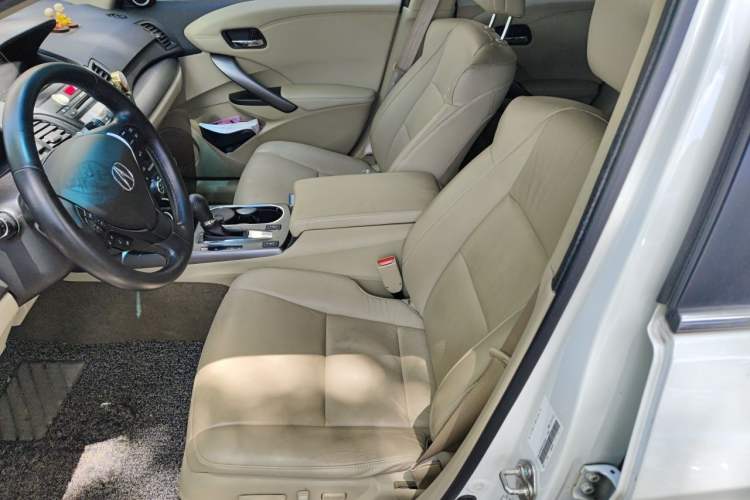 Used Acura RDX 2013 3.0L Two-Wheel Drive Elite Edition Left Front Seat