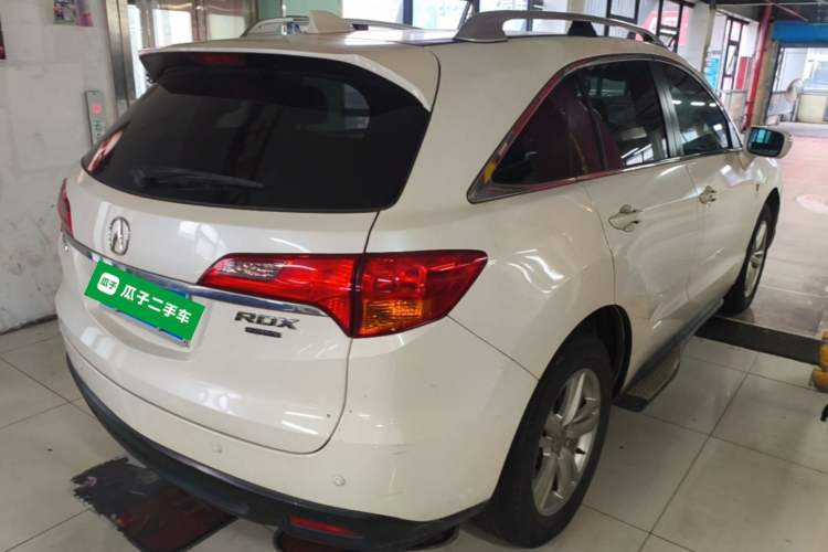Used Acura RDX 2013 3.0L Two-Wheel Drive Elite Edition Rear Right 45 Deg